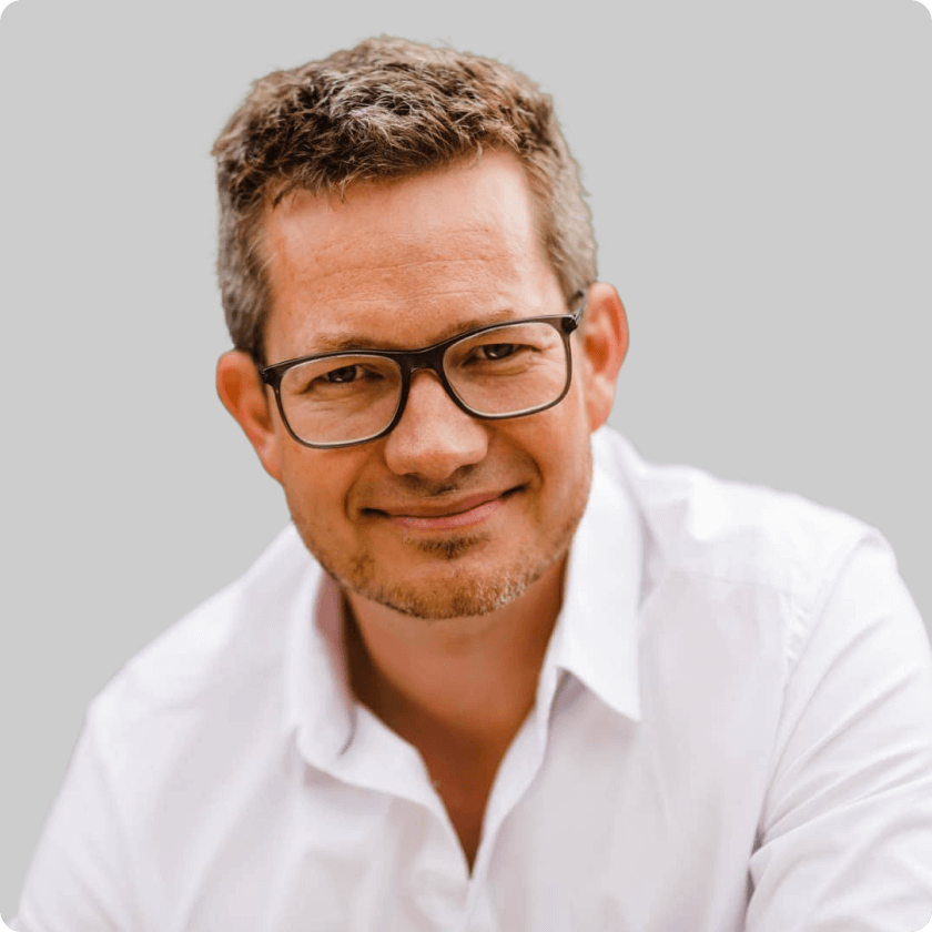 Zoho Invoice customer - Peter Hestbæk